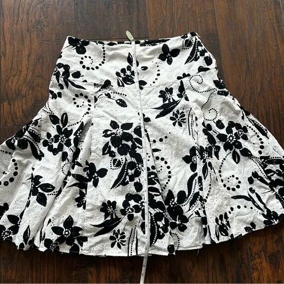 Vintage Ramapage, Women’s Floral Skirt - Picture 3 of 10